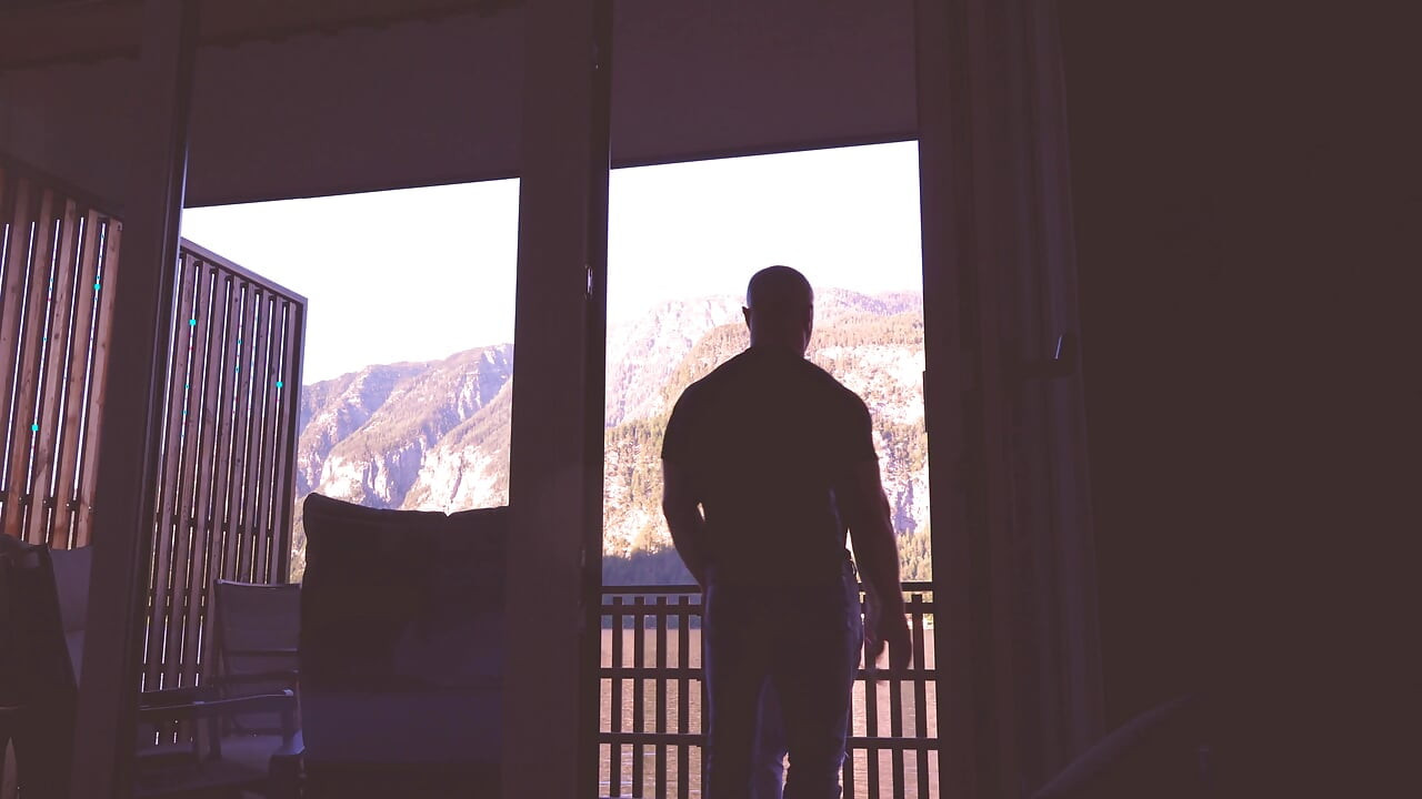 Luring a Stranger in Hallstatt: Balcony Strip & Raw Hotel Use - Deep Swallow Finish