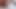 セクシーなふしだらな女は、2つの巨大なコックが彼女の性交の穴を破壊するようにベッドに横たわっています