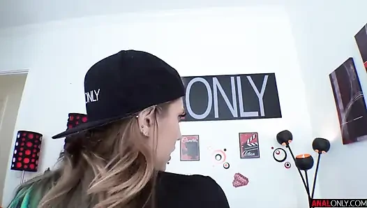 Electra'nın anal sikişi
