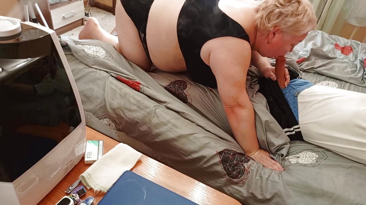 Sucking a Stranger's Big Dick and Swallowing His Cum