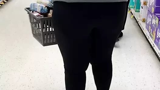 pantat besar klip ebony