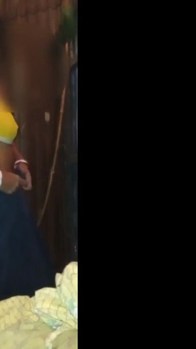 Desi aunty ke dress changing sexy boobs and nipples and pussy | Clip 1