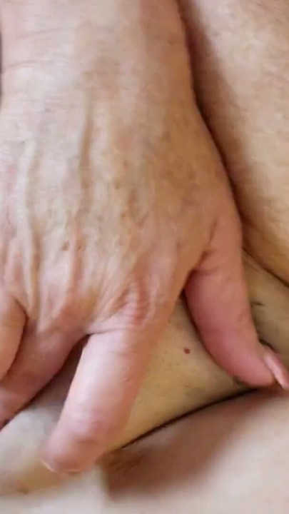 淫荡家庭主妇的热辣荡妇场景 第一人称视角 | 短片 2