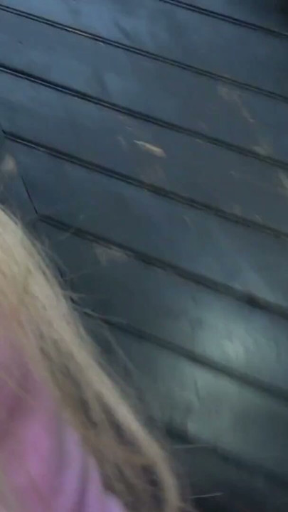 Heisse Blonde wird auf einer Burg in Deutschland gefickt | Clip 2