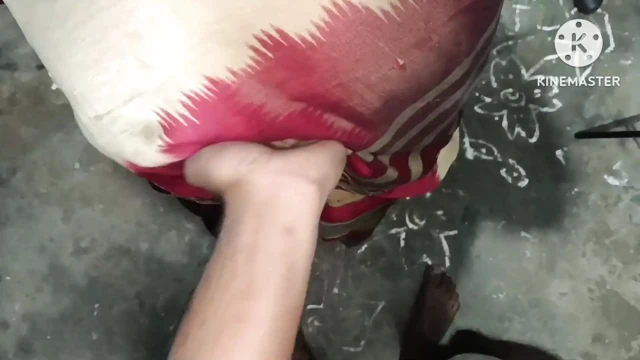 Hot desi Vizag hema aunty faking with har hasbends friend