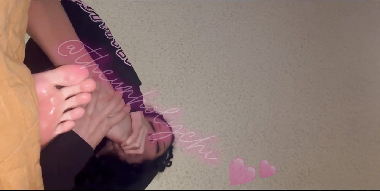 Wet Soles. Should I Use My Pussy Juice Next?