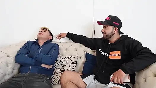 Büyük Göğüslü Kızla Zevk İçin Seks Yapıyorum - Ağzına ve Göğüslerine Boşalıyorum