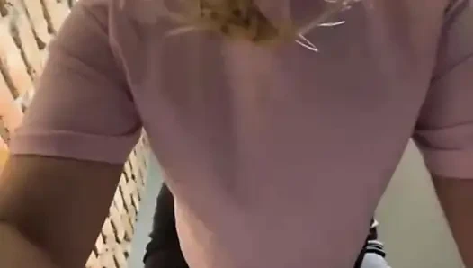 Masturbating in the gym with jucielussie