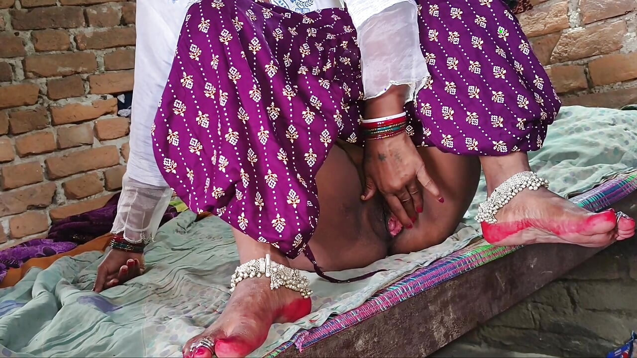 Real Indian Bhabhi Hardcore Love Sex with Boyfriend.Indian asian Desi Couple having Sex together Hardcore Fucking Video.xxx sex