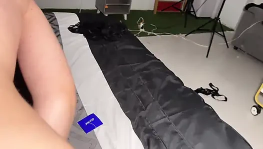 My Girlfriend Gets Really Rich When She Gets a Bitch - Super Babe