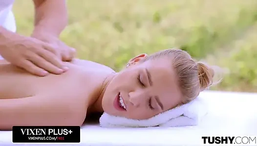 TUSHY - ее единственный способ расслабиться - с членом в ее заднице