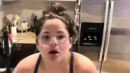 Live Stream with Dani Valentina