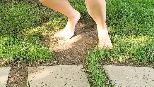 Salıncaklara işiyorum benim için büyülü bir cazibeye sahip