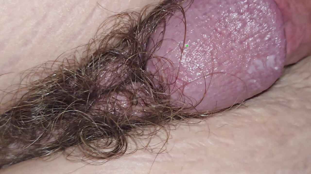 Upravo se vratila s posla i morao sam napuniti njezinu slatku pičku