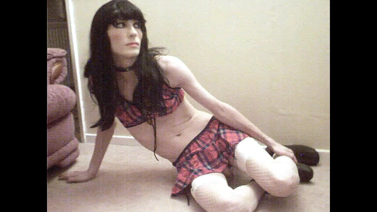 Sandracduk crossdresser lagi asik berpose