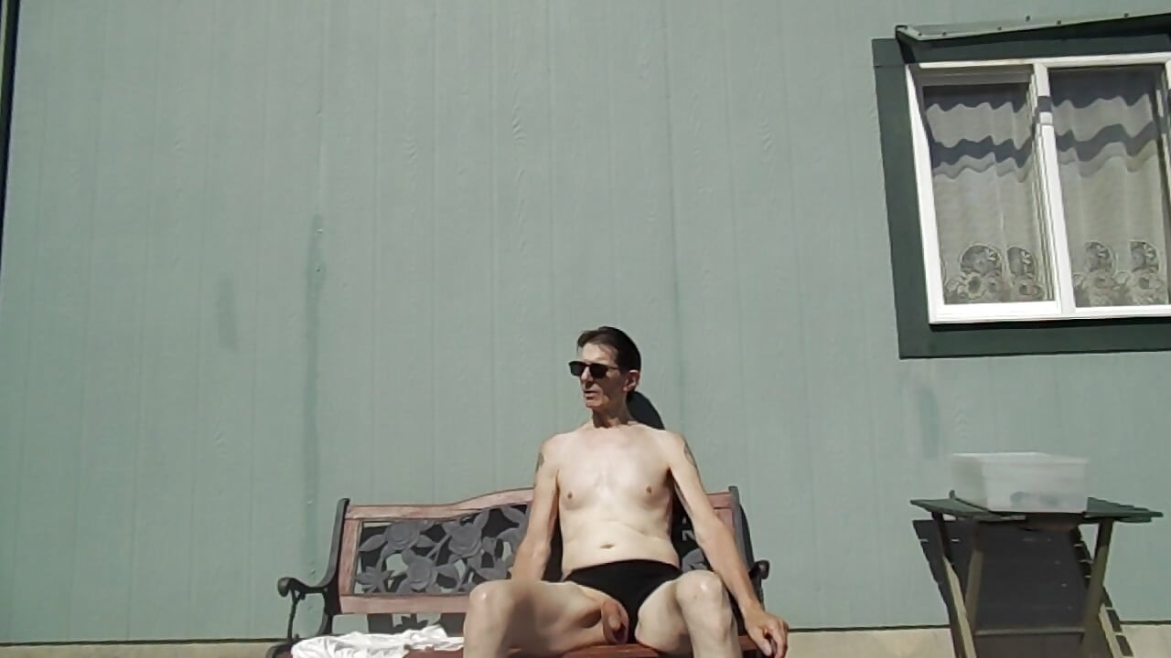 Kevinstockings và dầu suntan