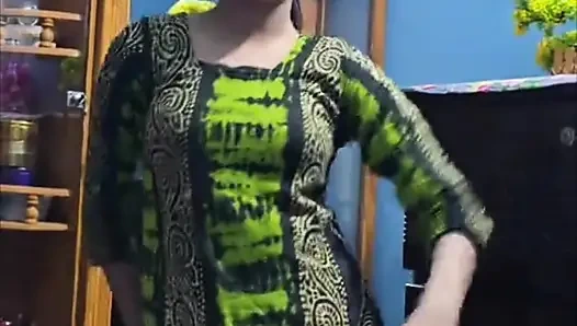 Beautiful girl dance