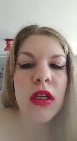 MEIN NEUER LIPSTICK