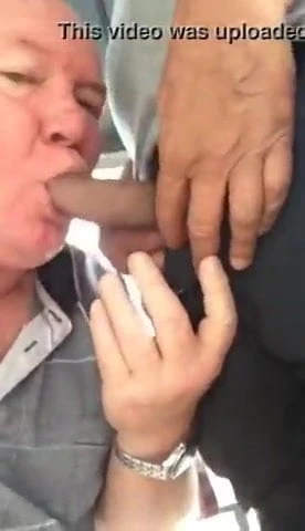 Quick blowjob by bald old daddy