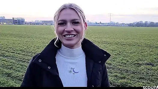 German Blonde PAWG Teen Lisa Get Risky Outdoor Fuck at First Date