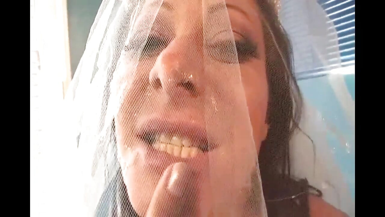 कामुक दुल्हन