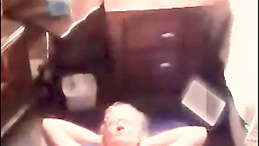 Tante super semok lagi latihan yoga sambil bugil setiap hari!