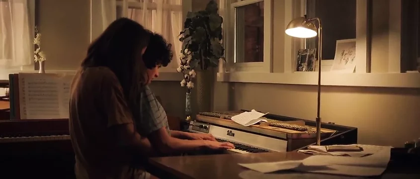 Alia Shawkat, Laia Costa - утиное масло (2018)