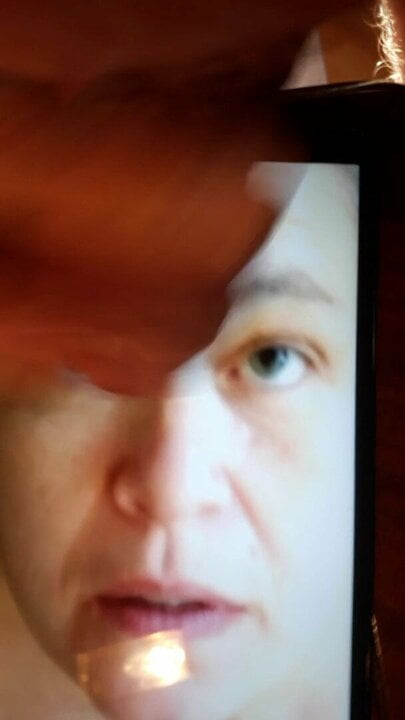 Face cum tribute