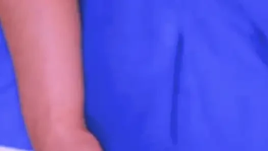 Ateşli kız öğrenci üvey babasına biniyor