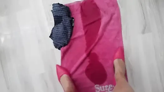 Pembe havluma işiyorum
