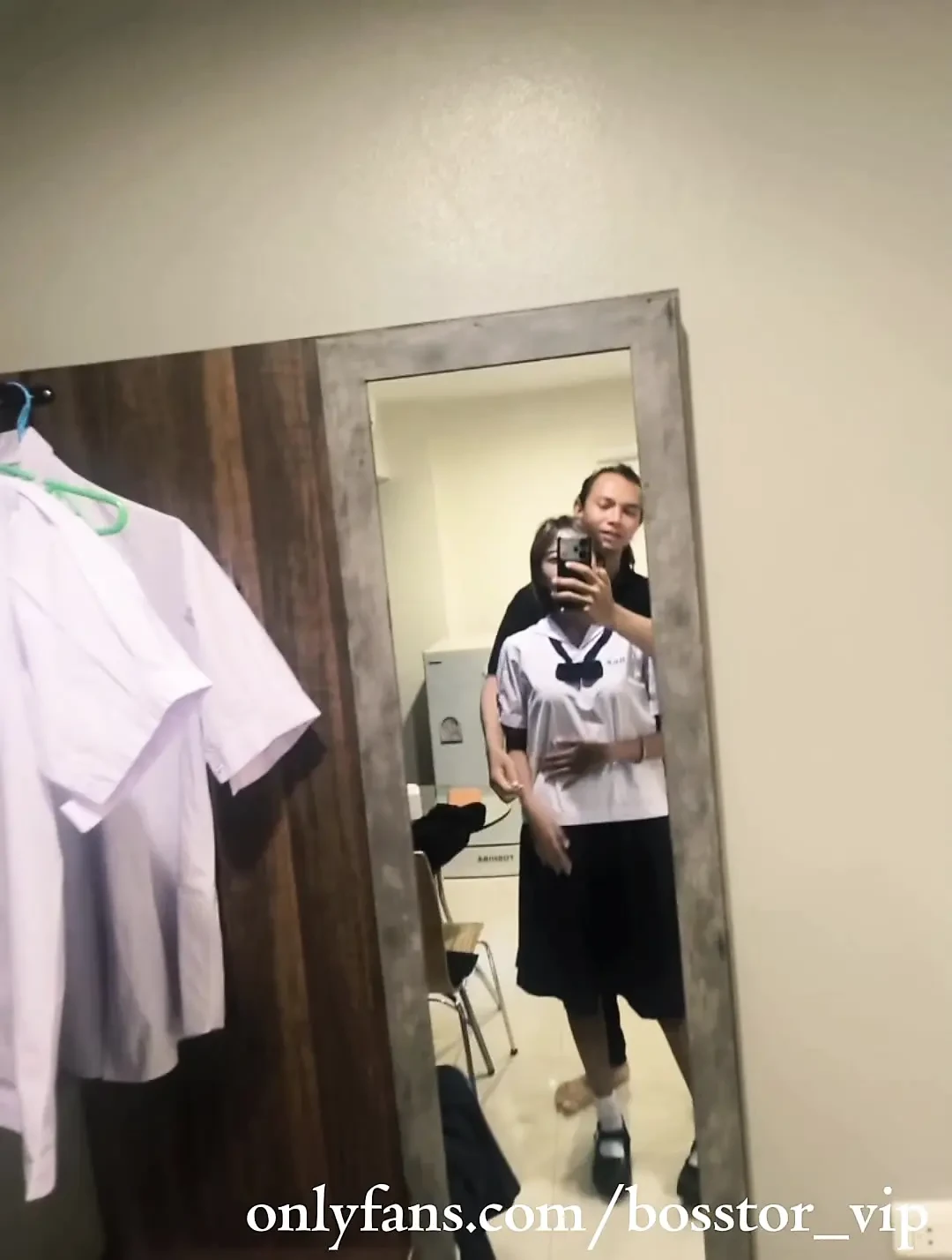 POV thai Student (behind the scene)