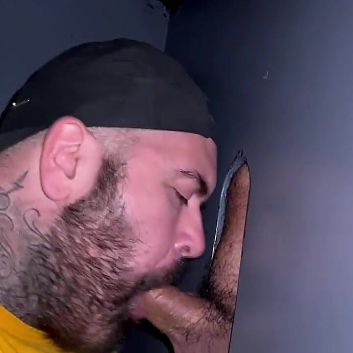 Cum 4 Glory Hole Part 5