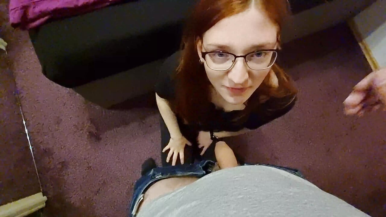 Une rousse baise son ex-partenaire