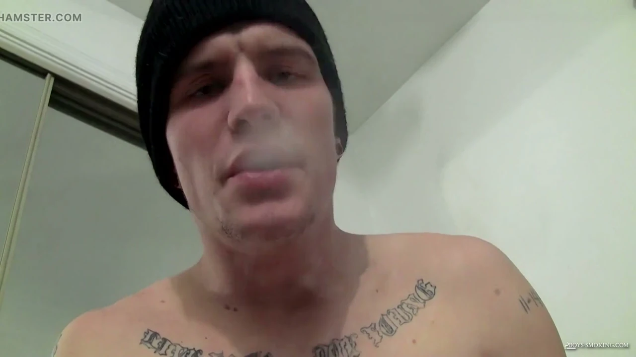 Lex Chainin Menthols,Boys Smoking