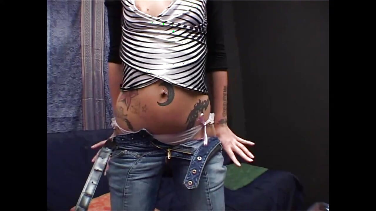 Wonderful Sexy Amateur Masked MILF with Big Nipples Enjoys with a Dildo Inside Her Pussy