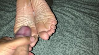 Natalie compilação de porra nos pés