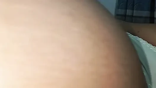 Bangladeschische ehefrau genießt dreier-sex teil 3