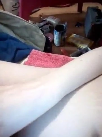 elle se caresse
