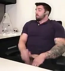 el patron a escondidas