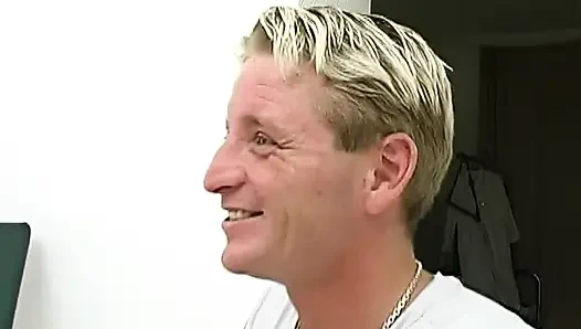 Enema seks ekstrem sama cewek hot rambut pirang swedia