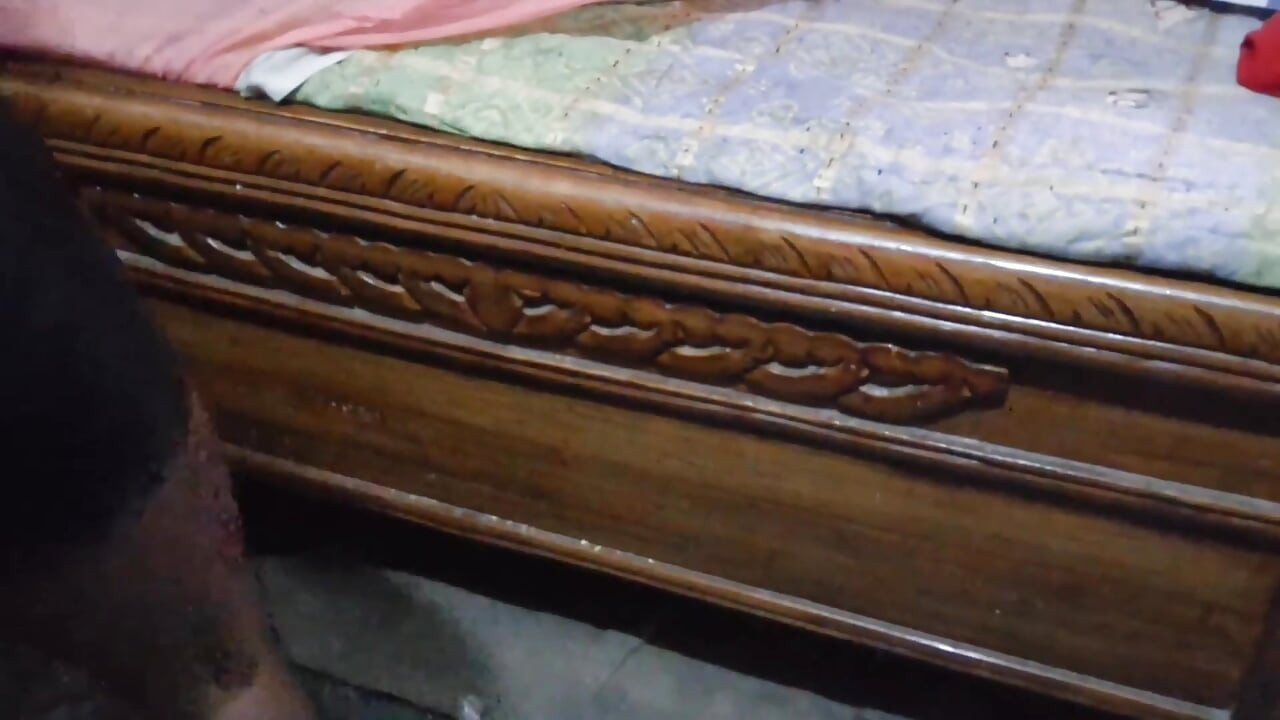 Indian Husband Fucked His Indian Wife in Doggy Style and Gave Great Pleasure to His Wife by Fucking Her Pussy