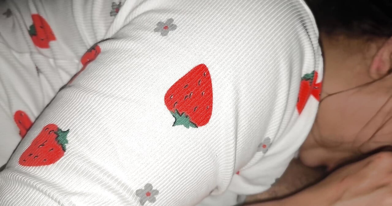 अब तक की सबसे अच्छी लंड चुसाई हाथों से चुदाई चूत में उंगली करना मेरे दोस्त की पत्नी को बड़ा लंड गांड थप्पड़ मारना