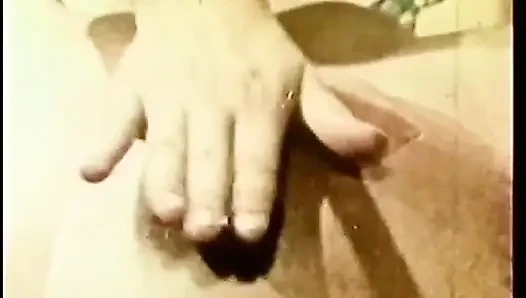Nostaljik yıldızı Candy Samples'ın ateşli sahnelerinin tadını çıkarın