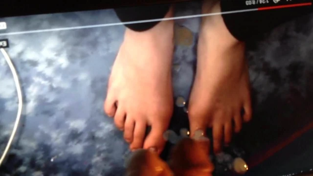 Sexy feet tribute # 7