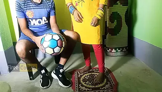 Soccer coach k bengali wife ki sath foot-baller Ka floor pe chudai