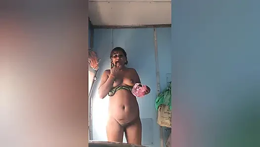 Indian Bahu and Sasur Ki Chudai Short Hindi Video