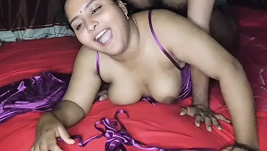 Aku mergokin saudara tiriku lagi sendirian dan ngentot mereka.bagian 02