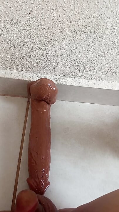 testiranje koje je bolje. Guzica koja jede