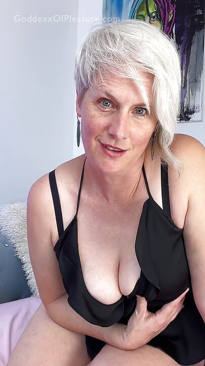 MILF lehrt mich, wie man länger durchhält mit gebräuntem ganzkörper-orgasmus, WICHsanleitung