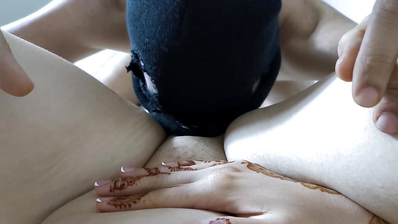 Saudiarabisk Sex Jeg kan godt lide at slikke min kones fisse hver dag